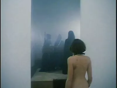 ஒரு கனவிற்காக வெட்டப்பட்டது